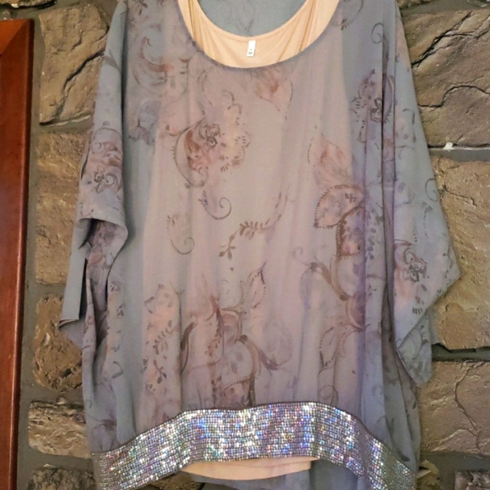NWOT, 2 piece top, sequins on bottom